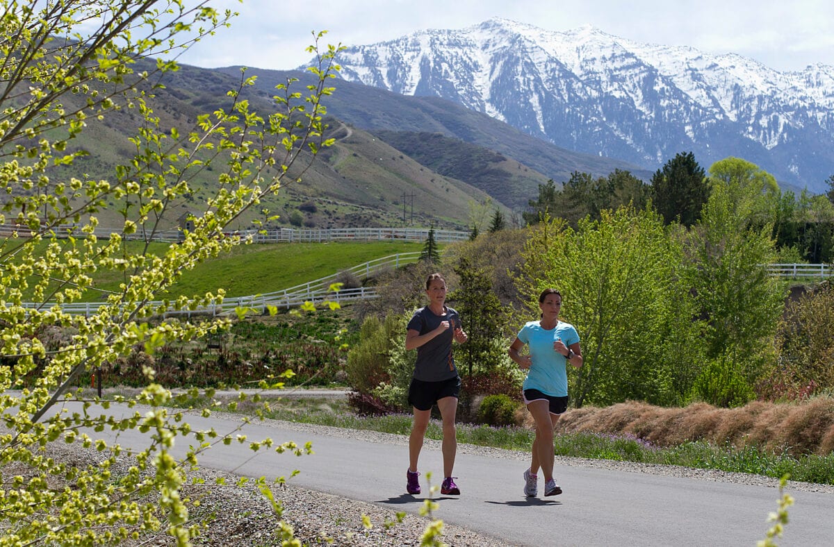 Kandee Myers speaking with residents about property taxes